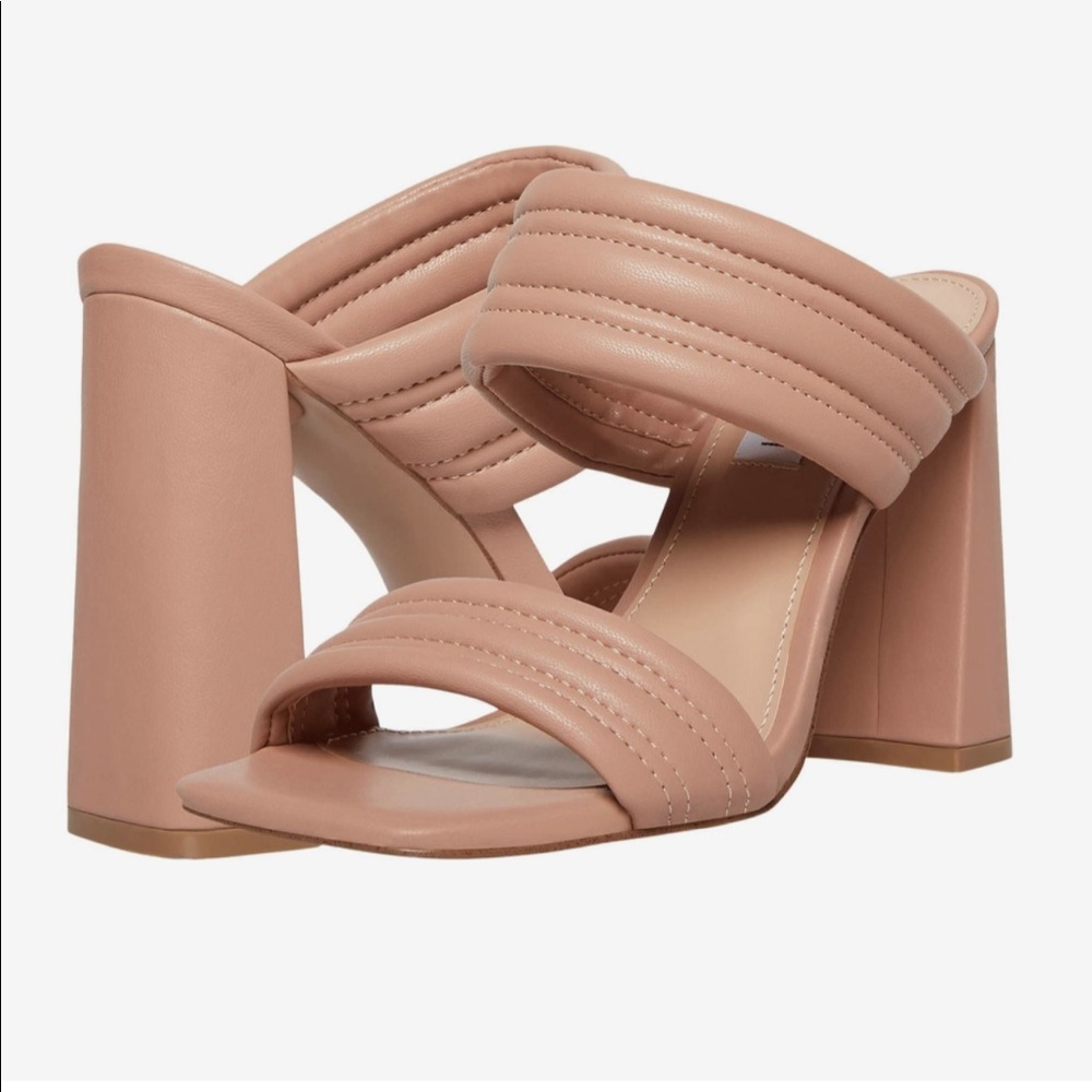 Steve Madden “Tahani” Heel